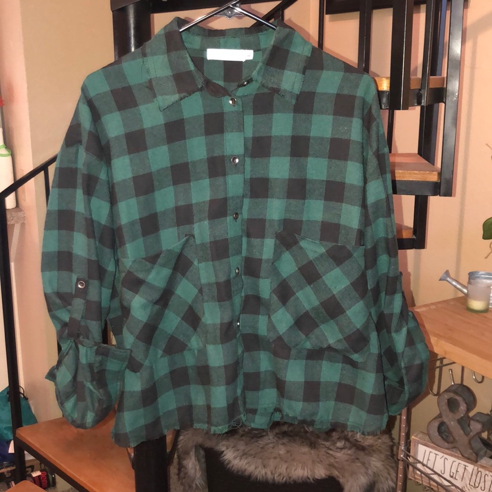 Distressed cropped plaid flannel